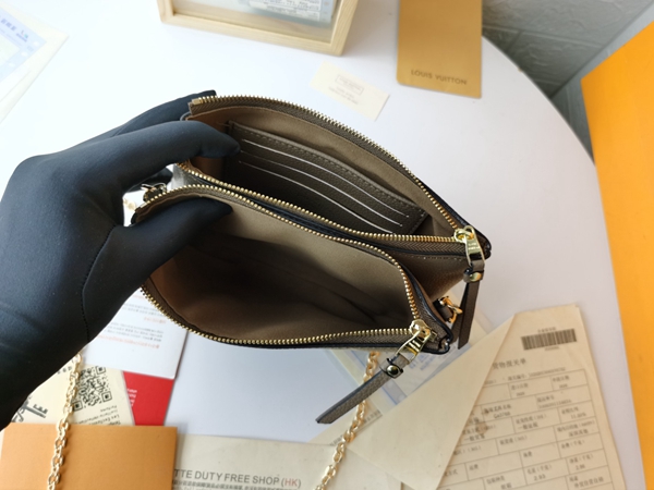 ルイヴィトンバッグ角部分ディテール